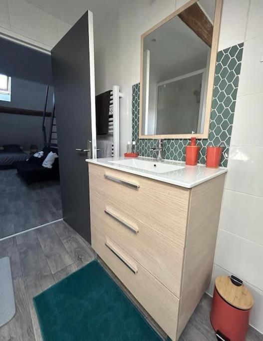 Appartement Plein De Charme Coignières Exteriör bild